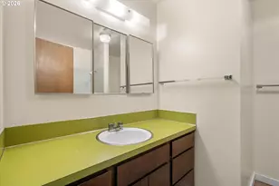 27783 SW Strawberry Hill Dr, Hillsboro, OR 97123 - Photo 15