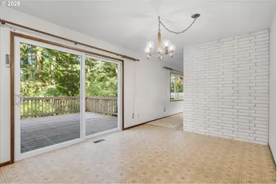 27783 SW Strawberry Hill Dr, Hillsboro, OR 97123 - Photo 7