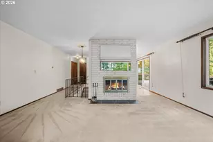 27783 SW Strawberry Hill Dr, Hillsboro, OR 97123 - Photo 11