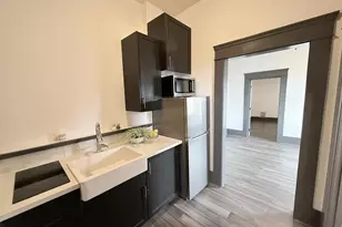 8212 N Denver Ave, Portland, OR 97217 - Photo 7