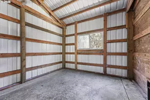 7210 NW Grandview Dr, Corvallis, OR 97330 - Photo 41