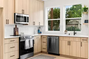 7387 N Mobile Ave, Portland, OR 97217 - Photo 5