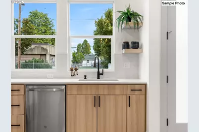 7387 N Mobile Ave, Portland, OR 97217 - Photo 7