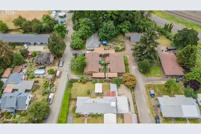 229 Holeman Ave, Eugene, OR 97404 - Photo 11