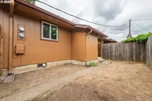 229 Holeman Ave, Eugene, OR 97404 - Photo 35