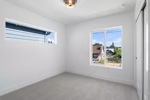 4350 NE Going St, Portland, OR 97218 - Photo 9