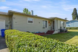 311 SE Grape Ave, Winston, OR 97496 - Photo 3