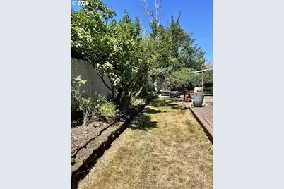 1387 SE Evans Loop, Troutdale, OR 97060 - Photo 39