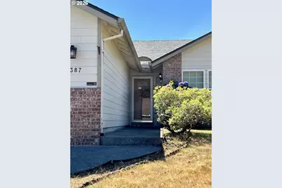 1387 SE Evans Loop, Troutdale, OR 97060 - Photo 3
