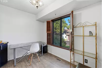 4230 NE 125th Pl, Portland, OR 97230 - Photo 13