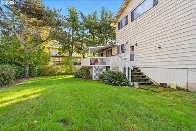 4151 NE 8th St, Gresham, OR 97030 - Photo 9