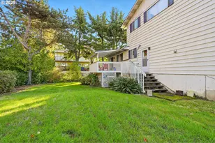 4151 NE 8th St, Gresham, OR 97030 - Photo 9