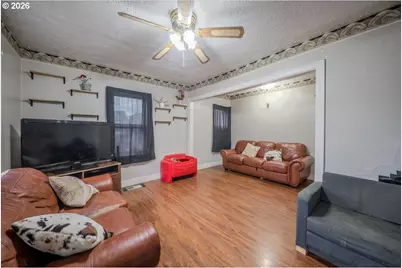 860 Marks Dr NE, Keizer, OR 97303 - Photo 5