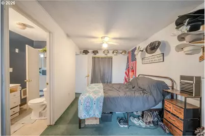 860 Marks Dr NE, Keizer, OR 97303 - Photo 13