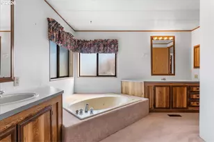 100 SW 195th Ave, Beaverton, OR 97006 - Photo 25