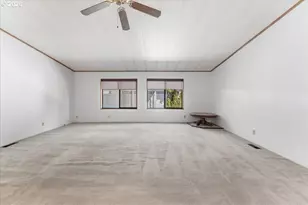 100 SW 195th Ave, Beaverton, OR 97006 - Photo 17