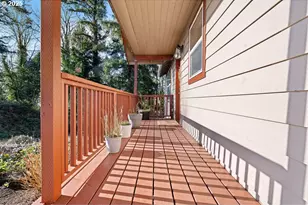 1676 SE 3rd St, Astoria, OR 97103 - Photo 3