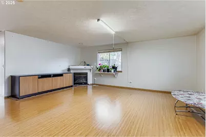 9827 N Ivanhoe St, Portland, OR 97203 - Photo 9