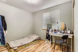 9827 N Ivanhoe St, Portland, OR 97203 - Photo 23