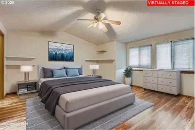 9827 N Ivanhoe St, Portland, OR 97203 - Photo 17