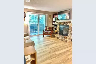 29700 SW Courtside Dr #43, Wilsonville, OR 97070 - Photo 7