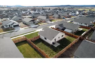 262 NW Par Ave, Madras, OR 97741 - Photo 23