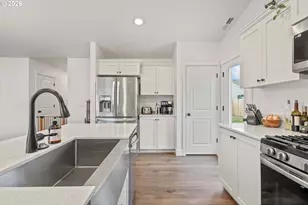 262 NW Par Ave, Madras, OR 97741 - Photo 9