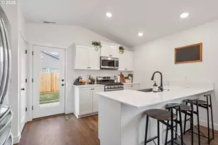 262 NW Par Ave, Madras, OR 97741 - Photo 7