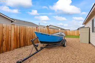 262 NW Par Ave, Madras, OR 97741 - Photo 21