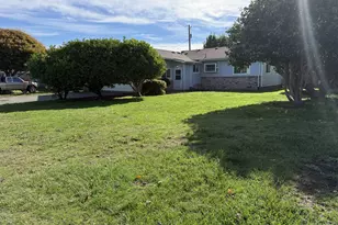 221 Musser St, Brookings, OR 97415 - Photo 5