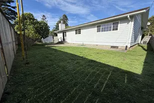 221 Musser St, Brookings, OR 97415 - Photo 37