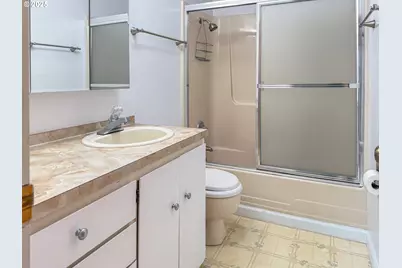 221 Musser St, Brookings, OR 97415 - Photo 23