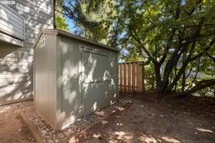 15938 Quarry Rd, Lake Oswego, OR 97035 - Photo 29