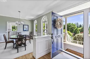 1221 SW Forest Meadows Way, Lake Oswego, OR 97034 - Photo 9