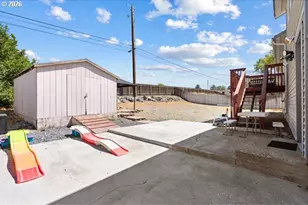 607 E Autumn Ave, Hermiston, OR 97838 - Photo 31