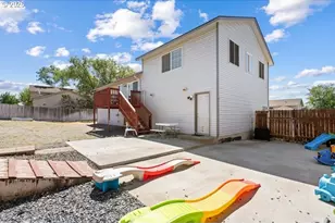 607 E Autumn Ave, Hermiston, OR 97838 - Photo 33
