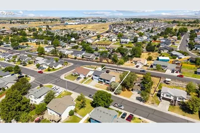 607 E Autumn Ave, Hermiston, OR 97838 - Photo 39