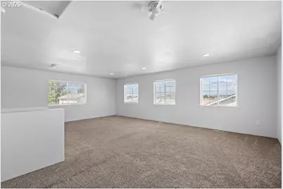 607 E Autumn Ave, Hermiston, OR 97838 - Photo 21