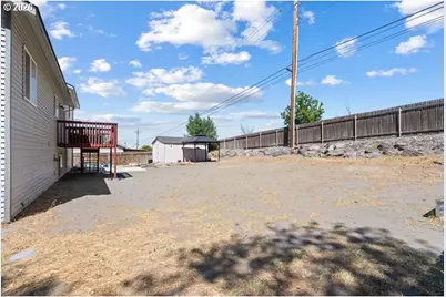 607 E Autumn Ave, Hermiston, OR 97838 - Photo 35