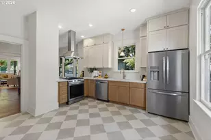 4054 N Missouri Ave, Portland, OR 97227 - Photo 5