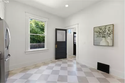 4054 N Missouri Ave, Portland, OR 97227 - Photo 11