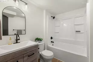 4054 N Missouri Ave, Portland, OR 97227 - Photo 31