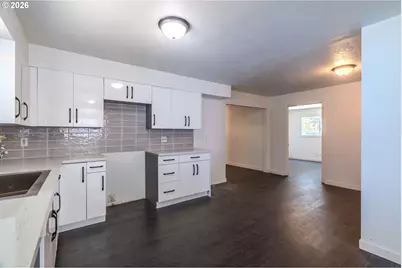 2350 SE 121st Ave, Portland, OR 97216 - Photo 15