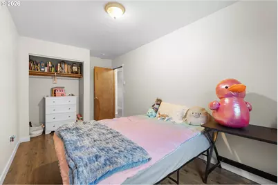 8528 SE Woodstock Blvd, Portland, OR 97266 - Photo 27