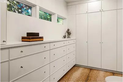 1933 Highlands Loop, Lake Oswego, OR 97034 - Photo 23