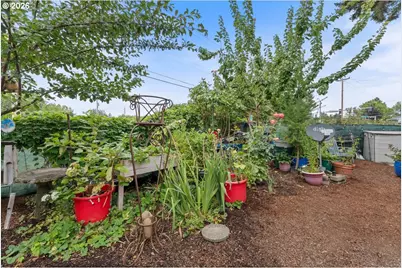 1433 NE 201st Ave, Fairview, OR 97024 - Photo 39