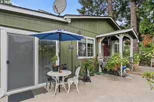 1433 NE 201st Ave, Fairview, OR 97024 - Photo 7