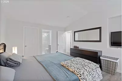 3243 SE 119th Ave, Portland, OR 97266 - Photo 13