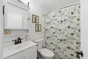 4444 NE 40th St, Redmond, OR 97756 - Photo 15