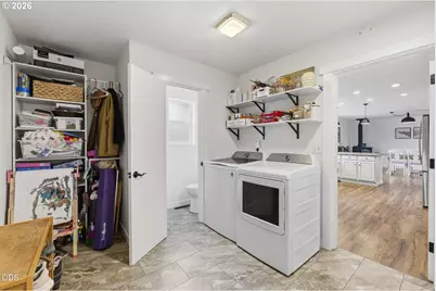 4444 NE 40th St, Redmond, OR 97756 - Photo 21